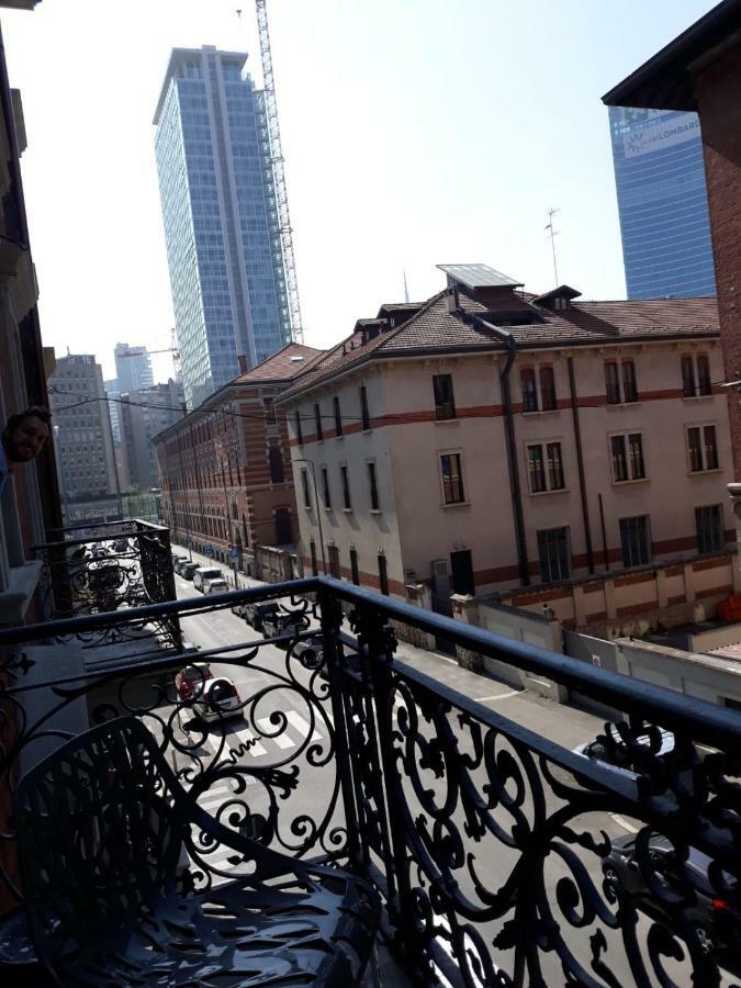 Appartamento Con Vista Milán Exterior foto