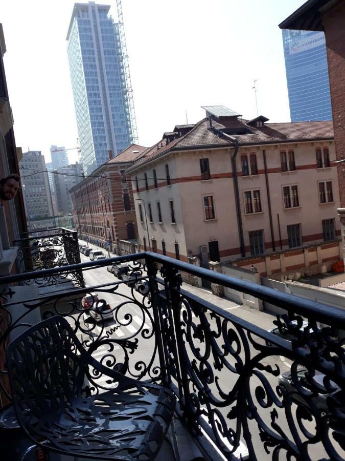 Appartamento Con Vista Milán Exterior foto